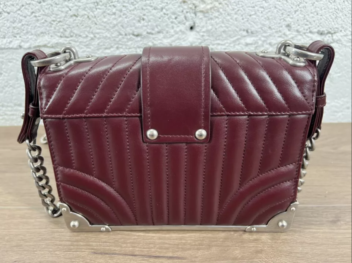 PDA CAHIER CROSSBODY PURSE/HANDBAG, BURGUNDY LEATHER CHAIN STRAP # (WCP014470)