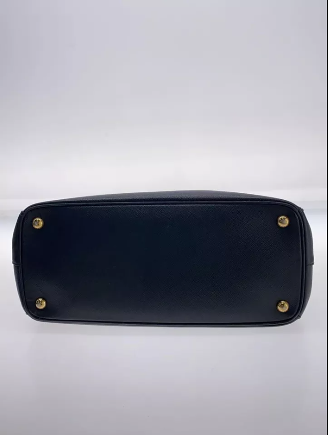 PDA shoulder bag leather Black plain Used